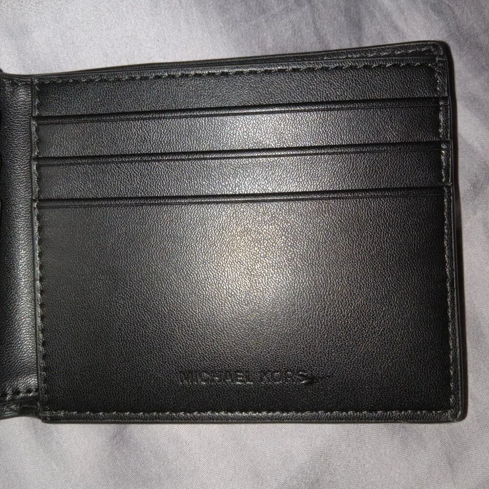 Micheal Kors Men's Wallet